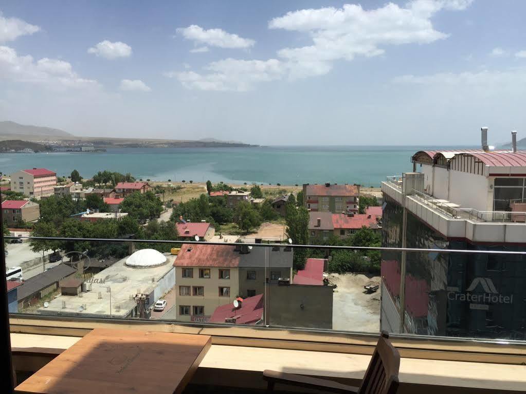 The Crater Hotel Tatvan Exterior photo