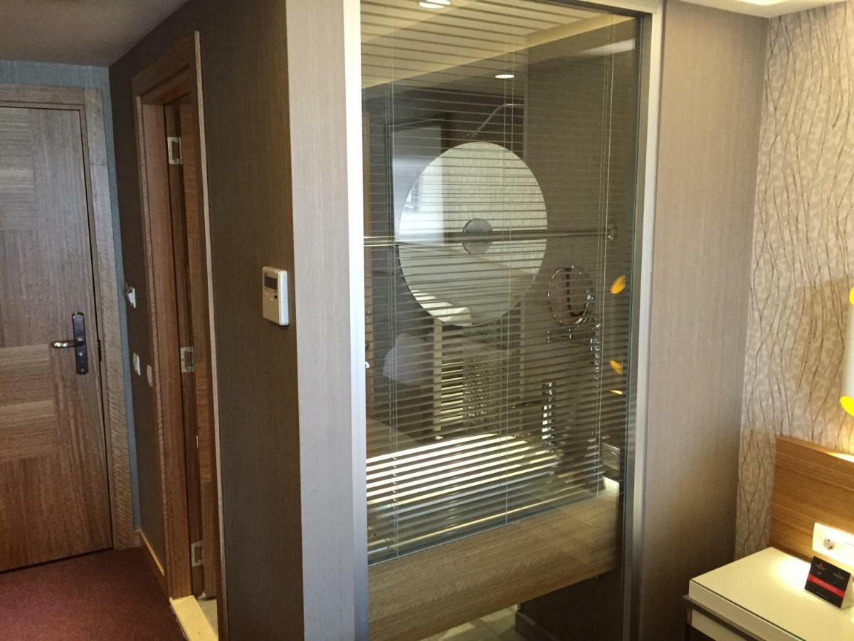The Crater Hotel Tatvan Room photo
